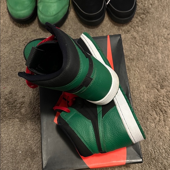 Jordan Retro 1 Pine Green